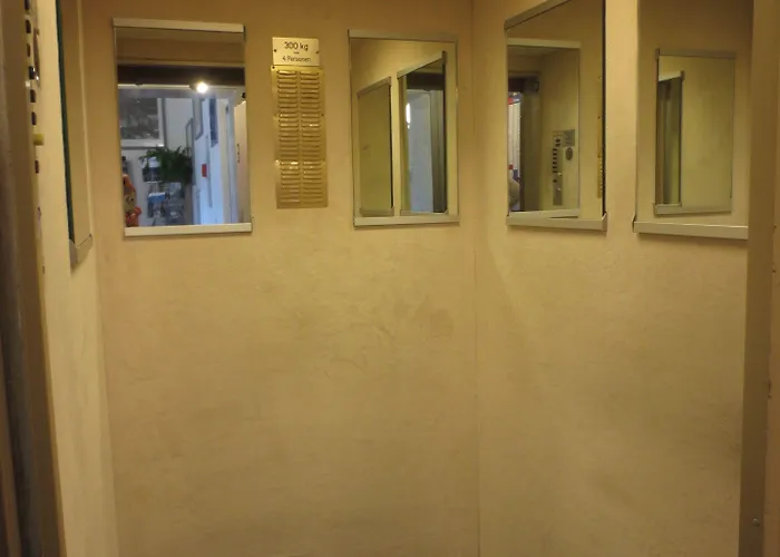 Regina Hotel 3*