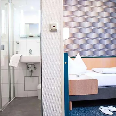 Regina 3* Wurzburg