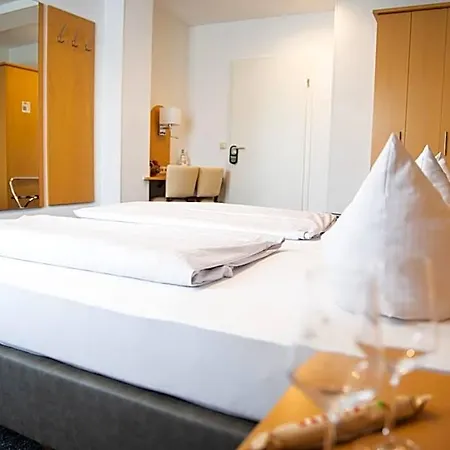 Regina Hotel 3*