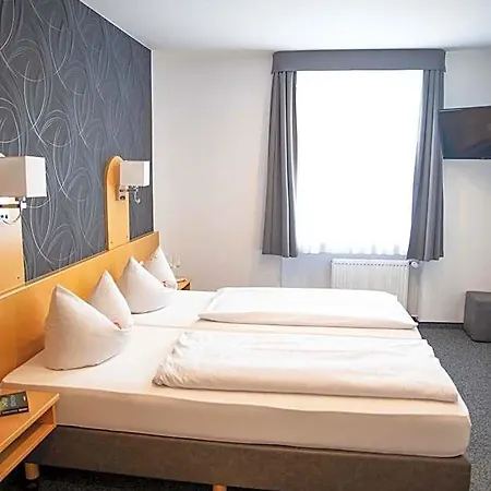Regina Hotel 3*