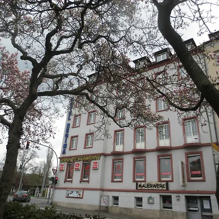 Regina Hotel 3*